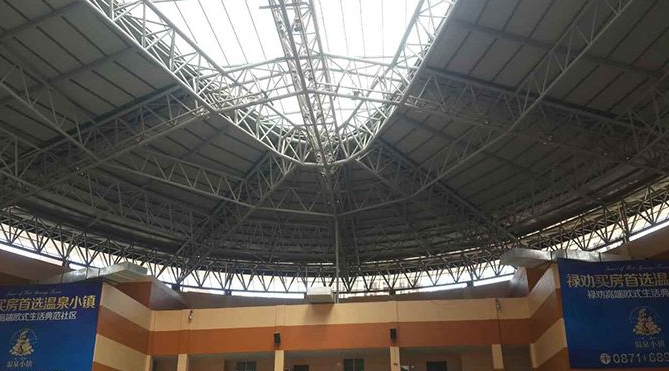 新沂怎么区分管廊钢结构与桁架结构的管道支架